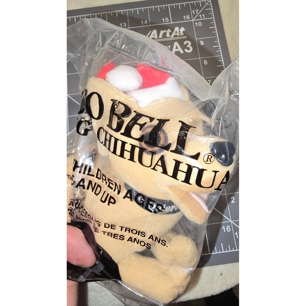Vintage Taco Bell Talking Chihuahua Plush Santa Hat Rose Sealed 1990s Toy